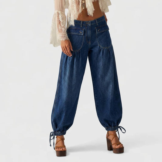 Effortless Blue Denim Jeans for Women with High Waisted Casual Style