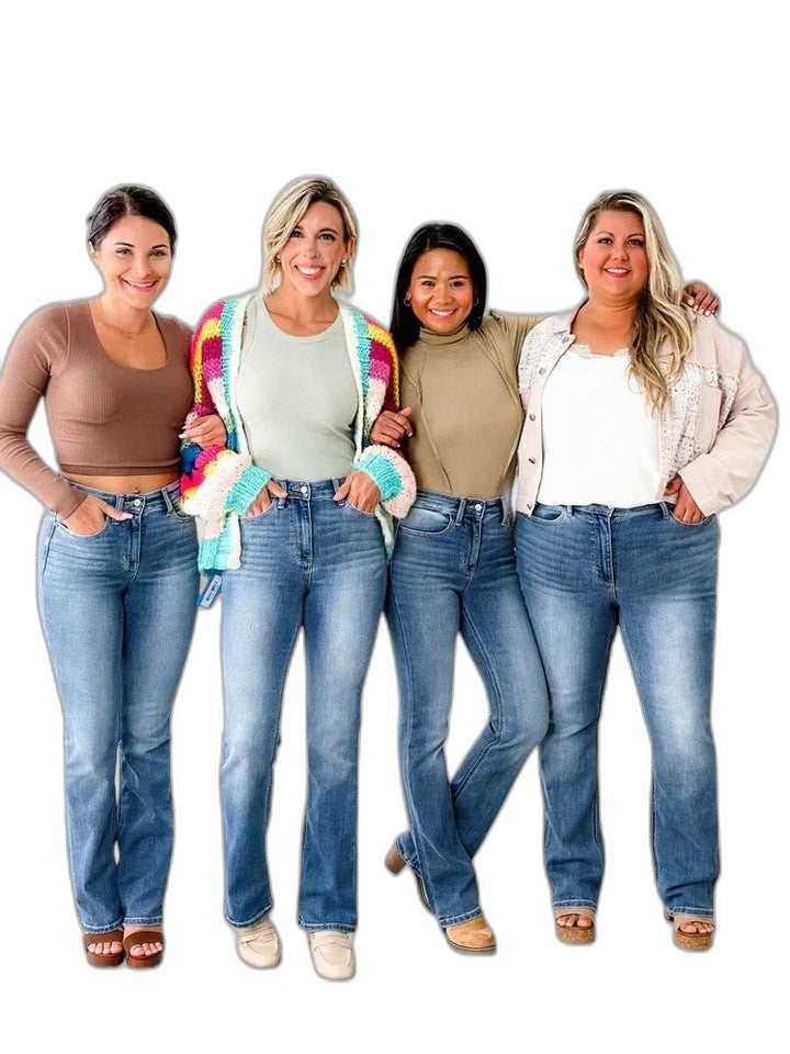 Effortless Blue Denim Jeans for Women with Straight Leg Casual Style
