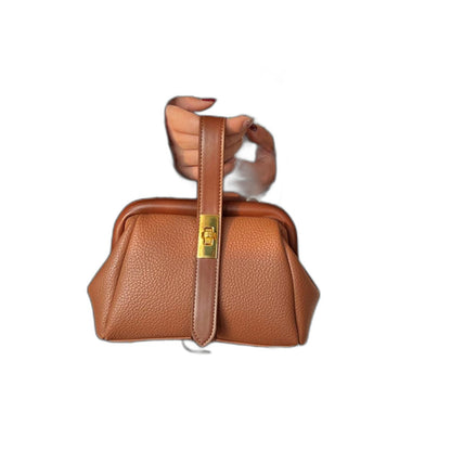 Effortless Brown Leather Crossbody Bag for Women with Casual Style