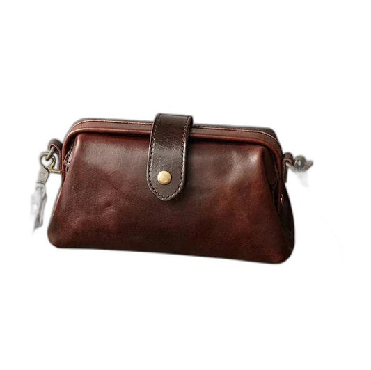 Effortless Brown Leather Crossbody Bag for Women with Casual Style