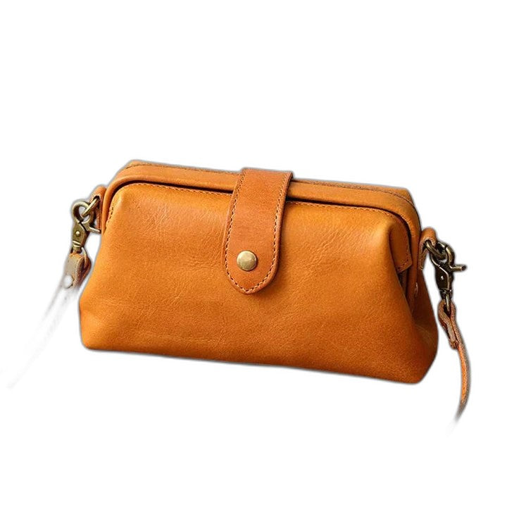 Effortless Brown Leather Crossbody Bag for Women with Casual Style