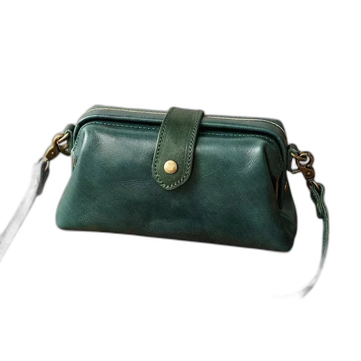 Effortless Brown Leather Crossbody Bag for Women with Casual Style
