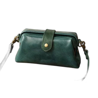Effortless Brown Leather Crossbody Bag for Women with Casual Style