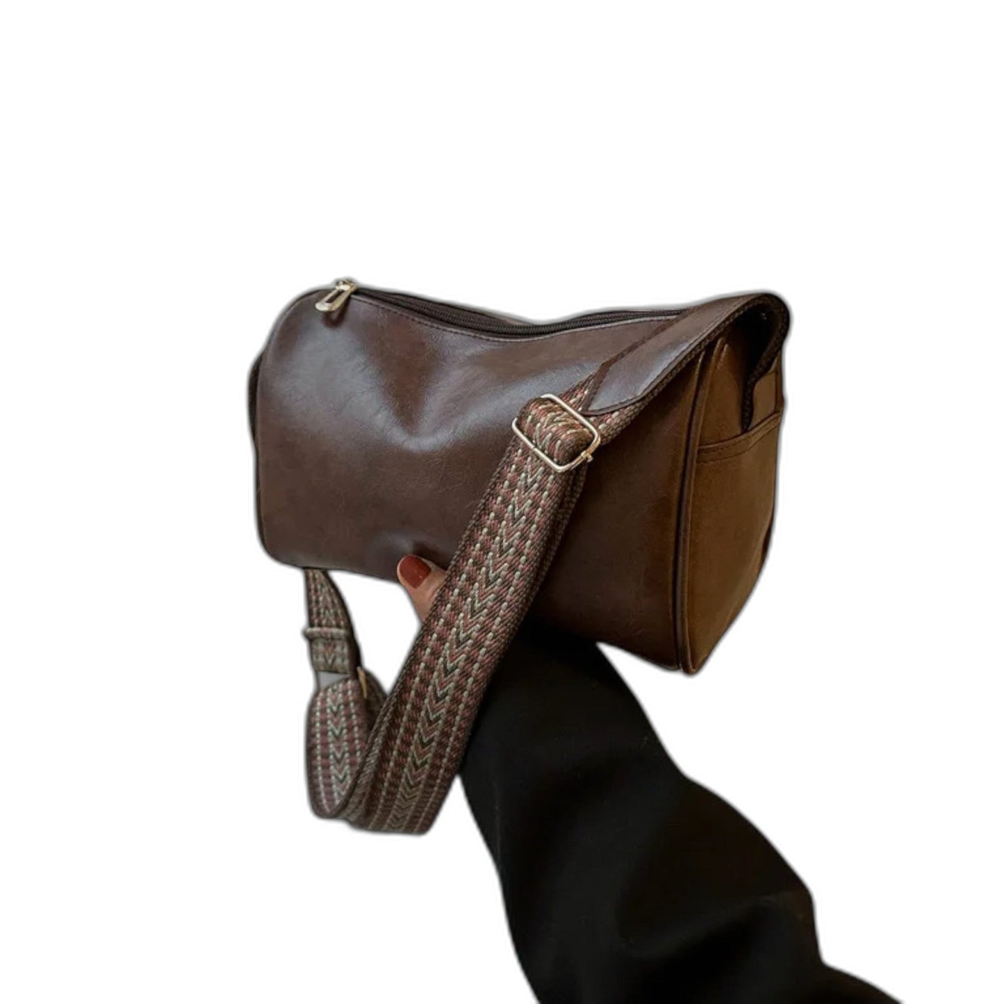 Effortless Brown Leather Shoulder Bag for Women with Casual Style