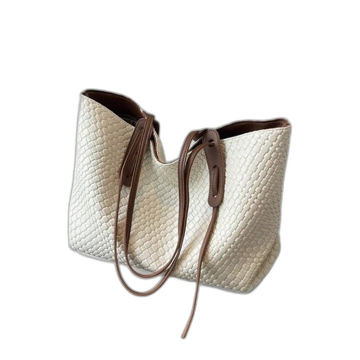 Effortless Brown Leather Tote Bag for Women with Casual Style