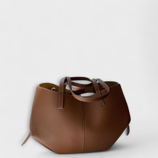 Effortless Brown Leather Tote Bag for Women with Casual Style