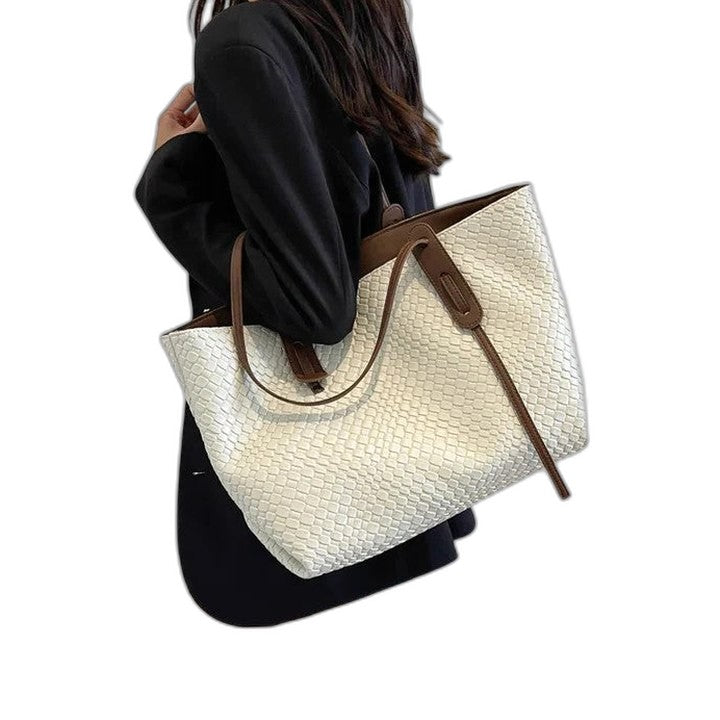Effortless Brown Leather Tote Bag for Women with Casual Style