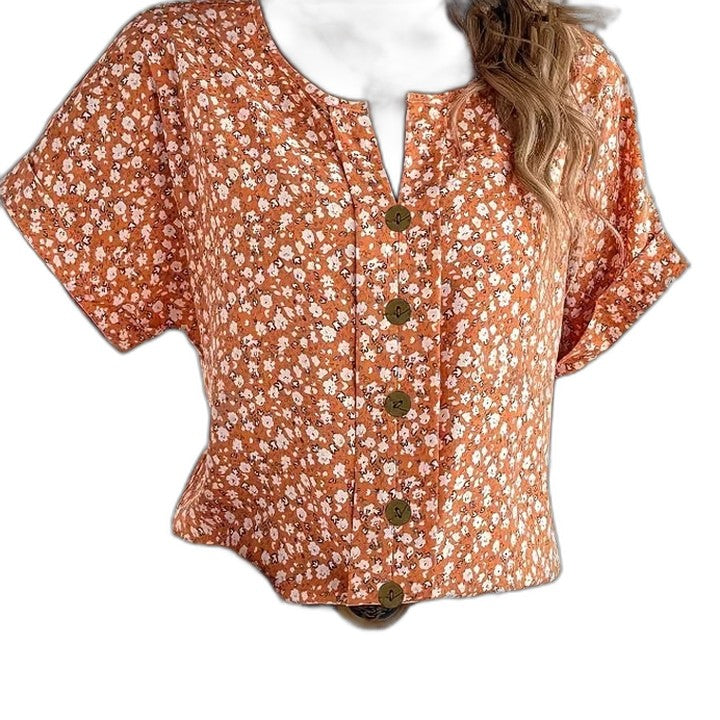 Effortless Floral Blouse for Women with V Neck Short Sleeve Button Front Casual Style