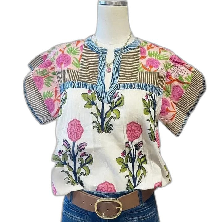 Effortless Floral Blouse for Women with V Neck Short Sleeve Casual Style
