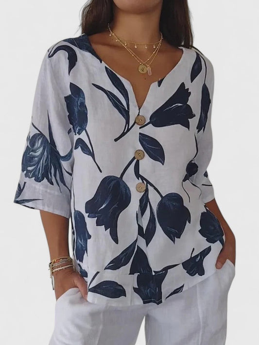 Effortless Floral Blouse for Women with V Neck Short Sleeve Oversized Casual Style