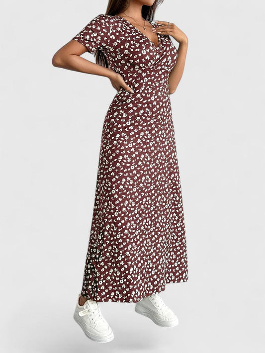 Effortless Floral Midi Dress for Women with V Neck Short Sleeve Flowing Casual Style