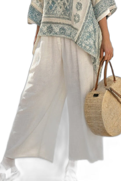 Effortless Geometric Tunic for Women with V Neck Short Sleeve Flowing Oversized Casual Style