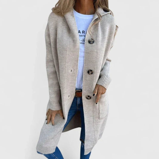Effortless Grey Plaid Coat for Women with Collared Long Sleeve Button Front Casual Style