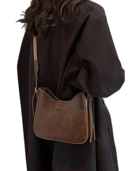 Effortless Leather Crossbody Bag for Women with Chain Strap Shoulder Casual Style