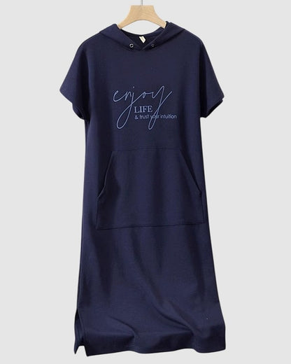 Effortless Midi Dress for Women with Crew Neck Short Sleeve Pockets Casual Style