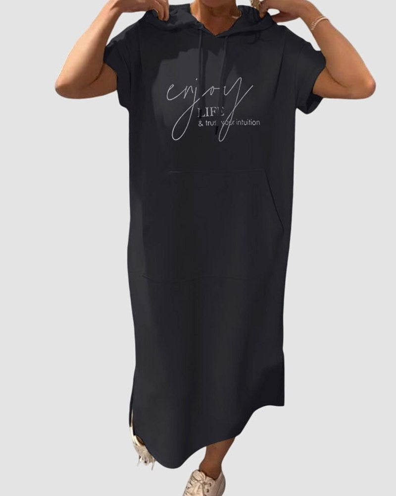 Effortless Midi Dress for Women with Crew Neck Short Sleeve Pockets Casual Style