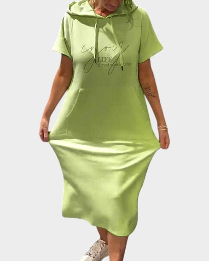 Effortless Midi Dress for Women with Crew Neck Short Sleeve Pockets Casual Style