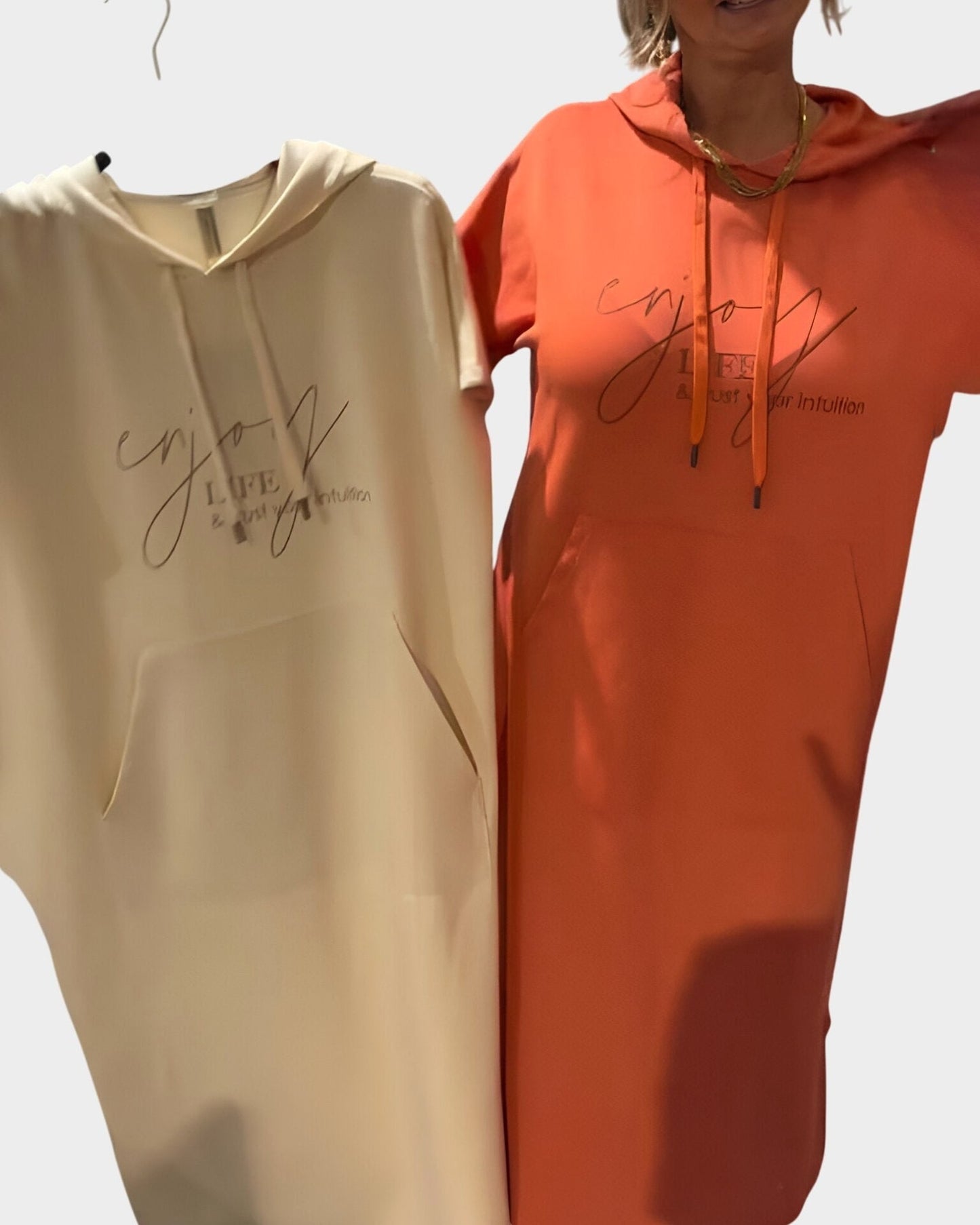 Effortless Midi Dress for Women with Crew Neck Short Sleeve Pockets Casual Style