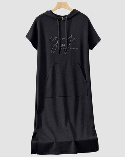 Effortless Midi Dress for Women with Crew Neck Short Sleeve Pockets Casual Style