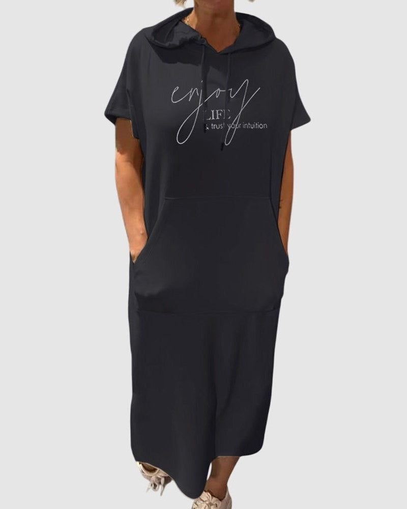 Effortless Midi Dress for Women with Crew Neck Short Sleeve Pockets Casual Style