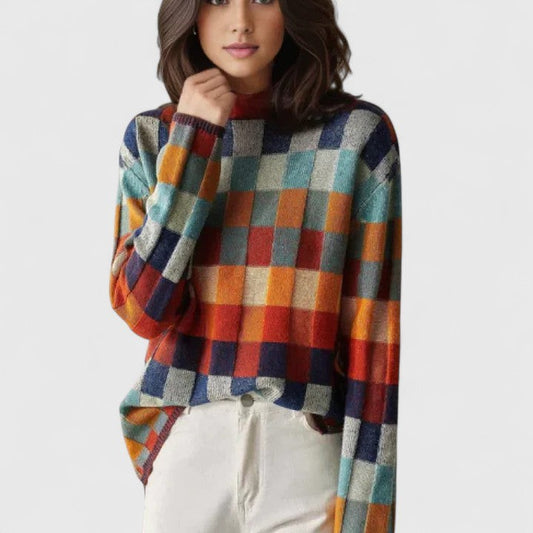 Effortless Plaid Sweater for Women with Crew Neck Long Sleeve Casual Style