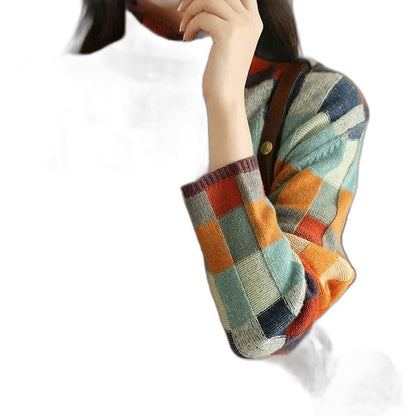 Effortless Plaid Sweater for Women with Crew Neck Long Sleeve Casual Style