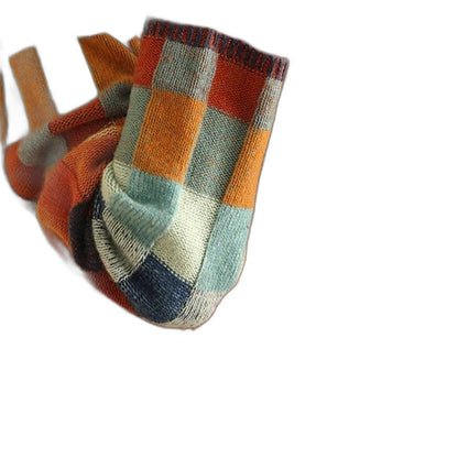 Effortless Plaid Sweater for Women with Crew Neck Long Sleeve Casual Style