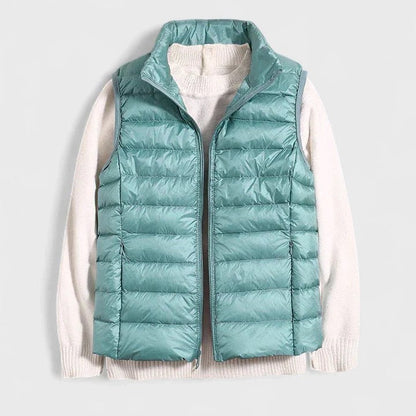 Effortless Puffer Jacket for Women with High Neck Sleeveless Quilted Casual Style