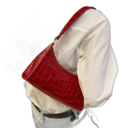 Effortless Red Leather Shoulder Bag for Women with Casual Style