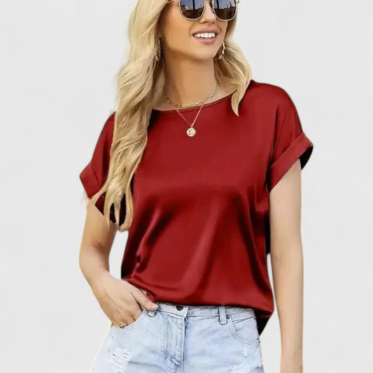 Effortless Red T Shirt for Women with Crew Neck Short Sleeve Casual Style