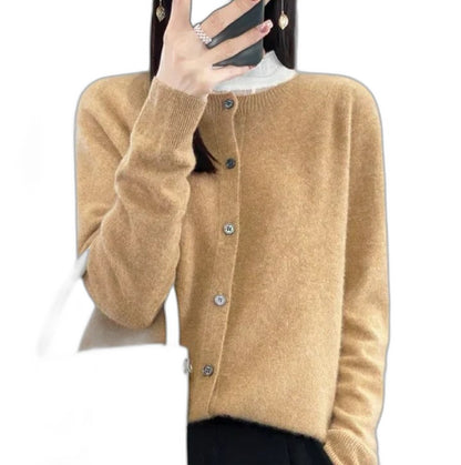 Effortless Tan Knit Sweater for Women with Crew Neck Long Sleeve Casual Style