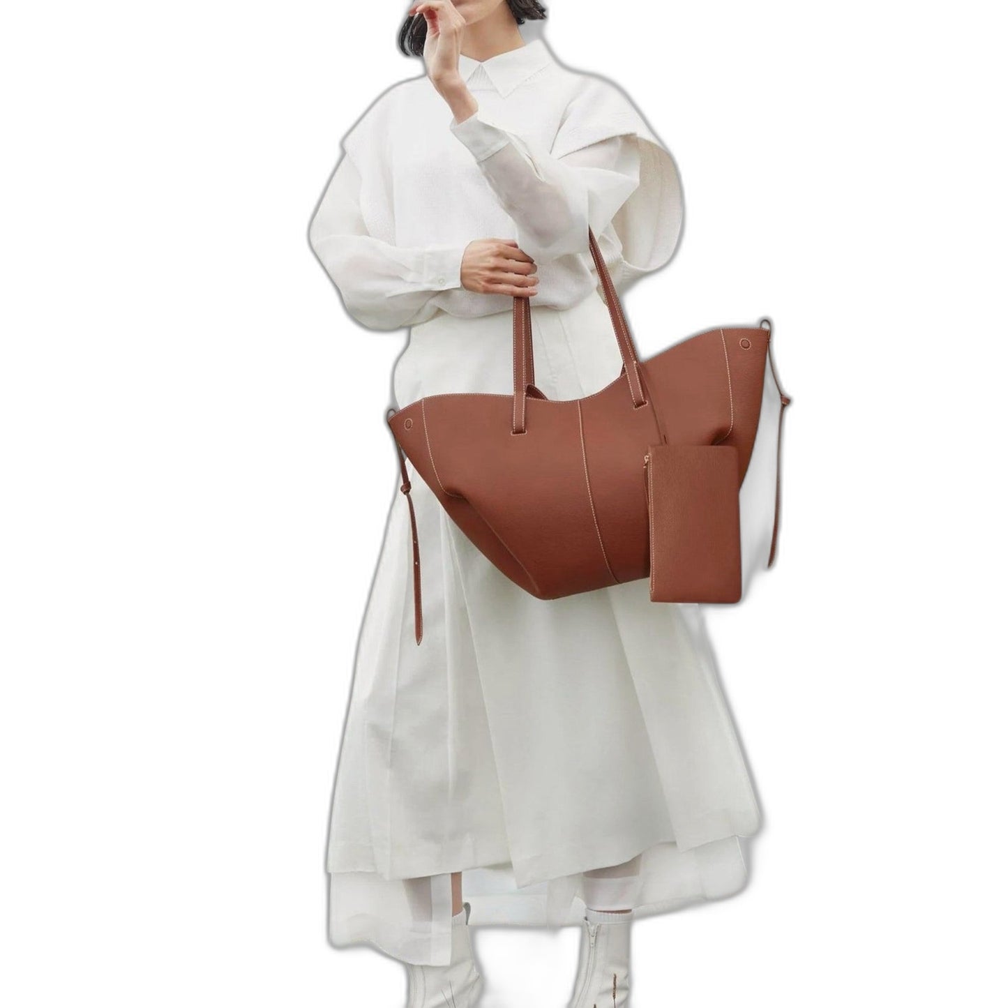 Effortless Tan Leather Tote Bag for Women with Casual Style