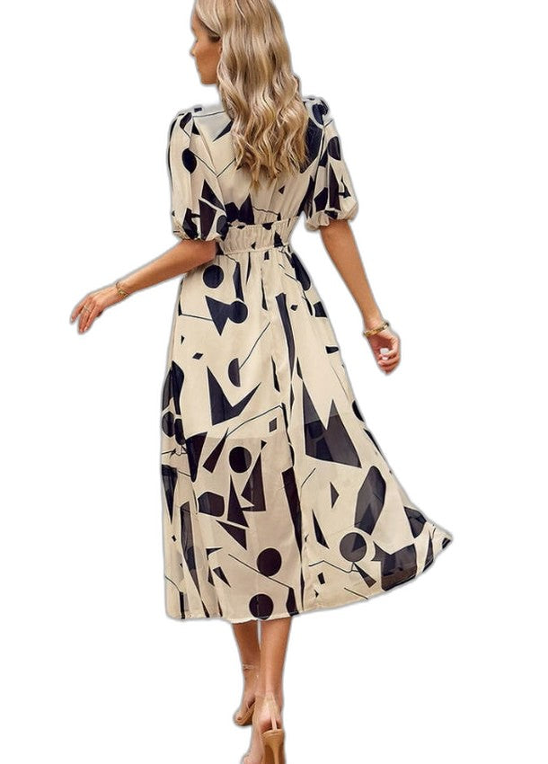 Elegant Floral Maxi Dress for Women with V Neck Short Sleeve Tiered Flowing Vacation Style