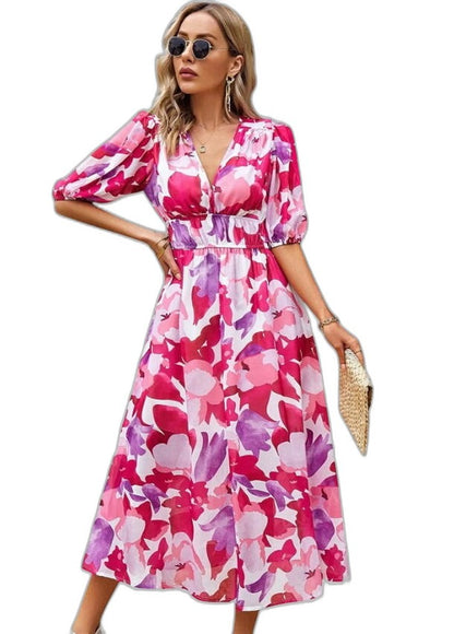 Elegant Floral Maxi Dress for Women with V Neck Short Sleeve Tiered Flowing Vacation Style