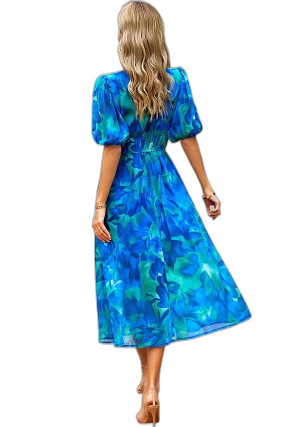 Elegant Floral Maxi Dress for Women with V Neck Short Sleeve Tiered Flowing Vacation Style
