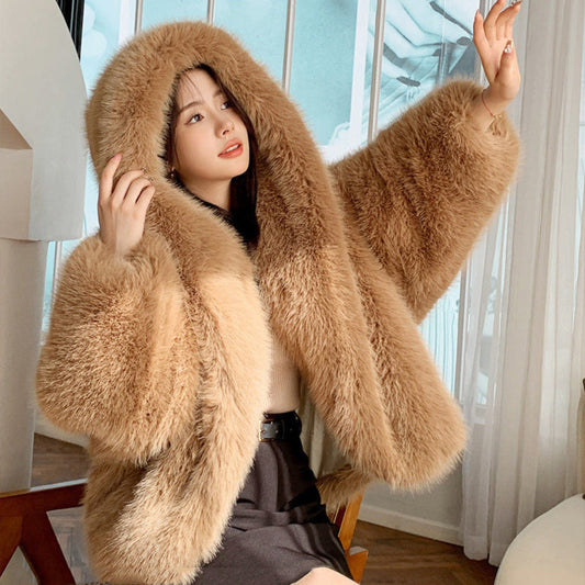 Elegant Green Jacket for Women with Long Sleeve Oversized Hooded Fur Lined Party Style