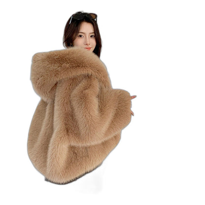Elegant Green Jacket for Women with Long Sleeve Oversized Hooded Fur Lined Party Style
