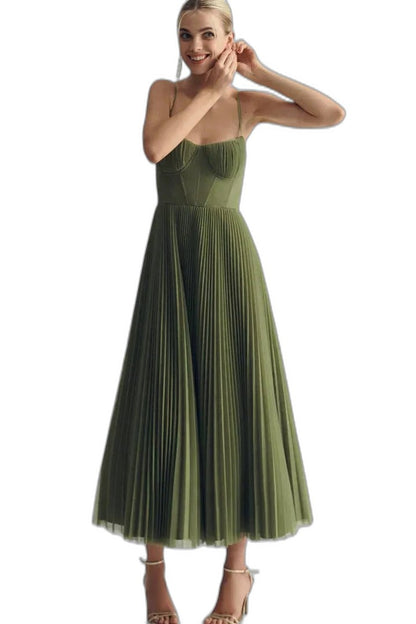 Elegant Green Midi Dress for Women with Strapless A Line Tiered Cocktail Style