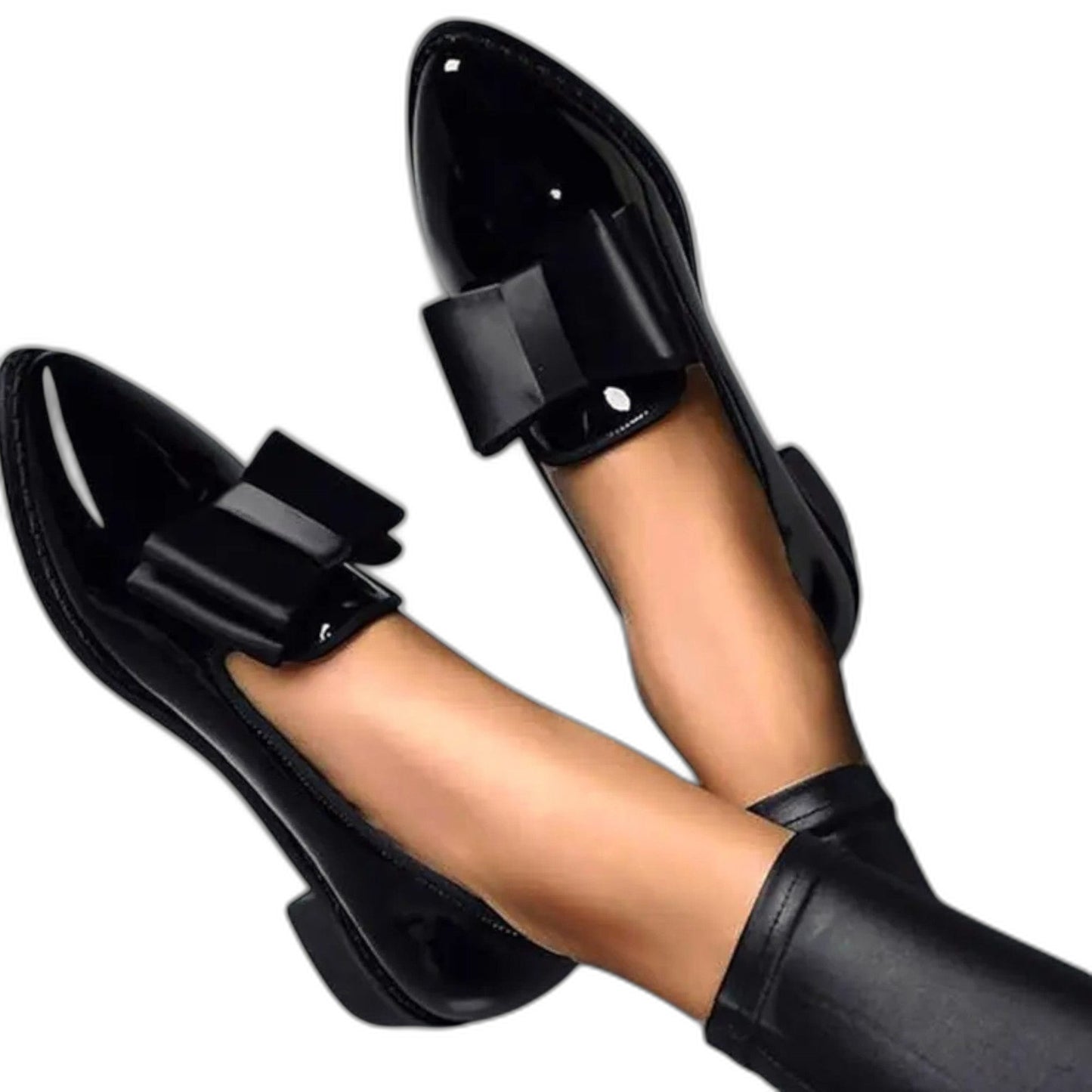 Elegant Leather Flats for Women with Pointed Toe Cocktail Style