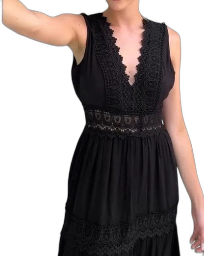 Elegant White Lace Maxi Dress for Women with V Neck Sleeveless Tiered Flowing Vacation Style