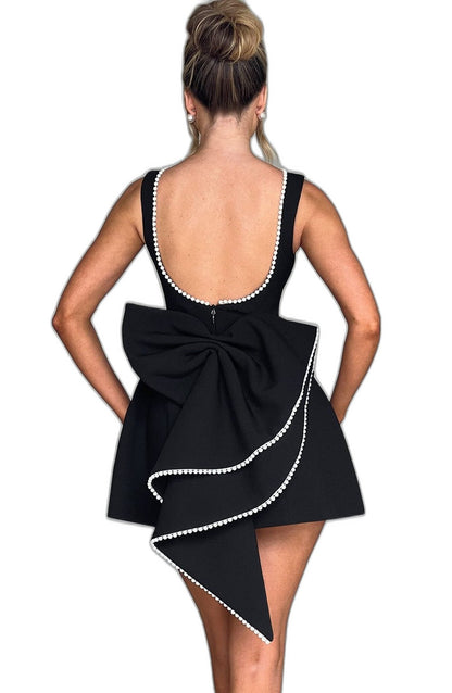 Elegant White Mini Dress for Women with Crew Neck Sleeveless A Line Fit And Flare Party Style