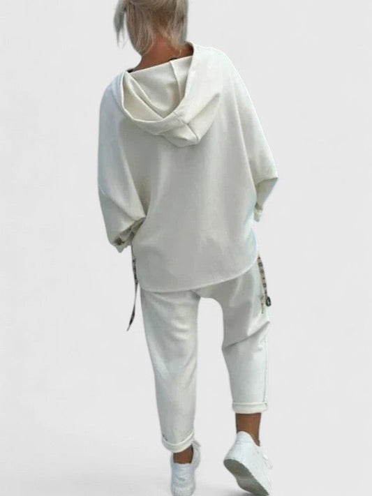 Stylish White Two Piece Set for Women with Hooded Lounge Style