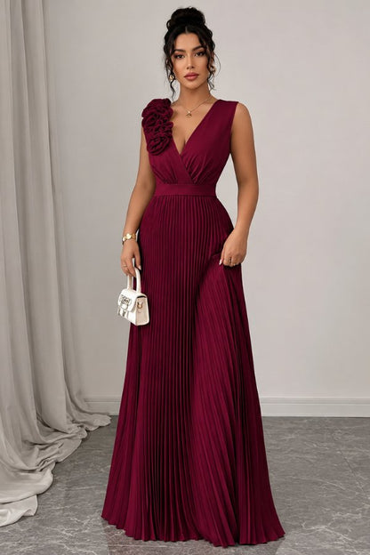 Elegant Pleated Maxi Dress for Women with V Neck Sleeveless Flowy Formal Wedding Guest Style