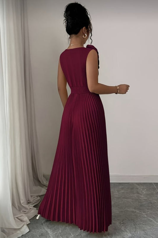 Elegant Pleated Maxi Dress for Women with V Neck Sleeveless Flowy Formal Wedding Guest Style